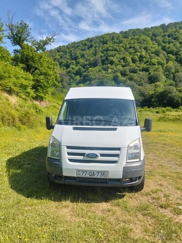 Ford Transit-1
