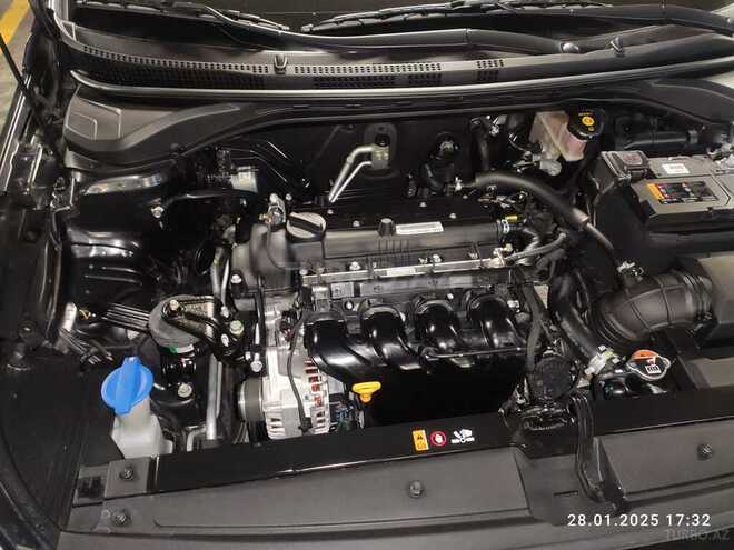 Hyundai Accent-17