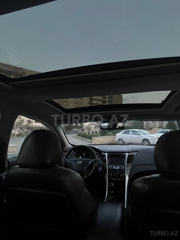 Hyundai Sonata-9