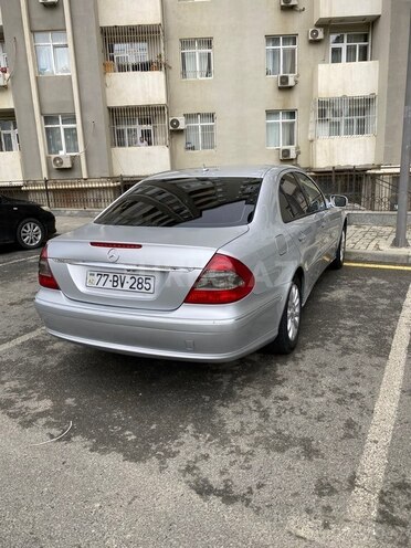 Mercedes E 220-4