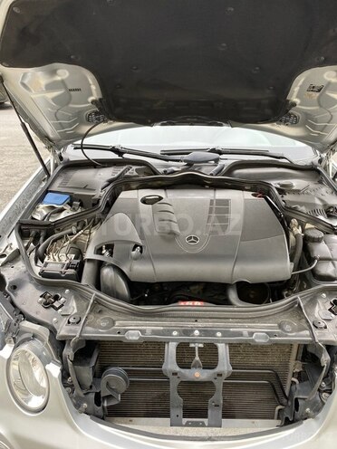 Mercedes E 220-8