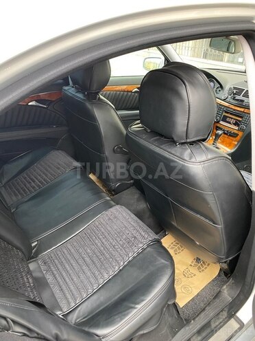 Mercedes E 220-7