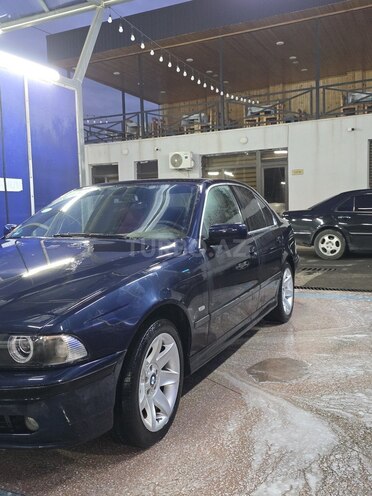 BMW 523-9