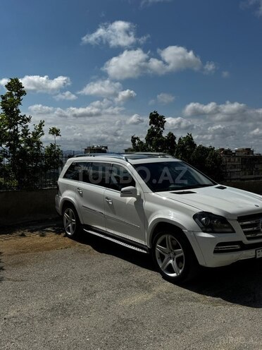 Mercedes GL 450 4MATIC-2