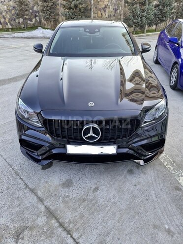 Mercedes E 220 d-15