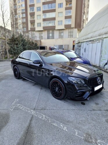 Mercedes E 220 d-14