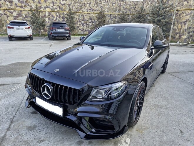 Mercedes E 220 d-17