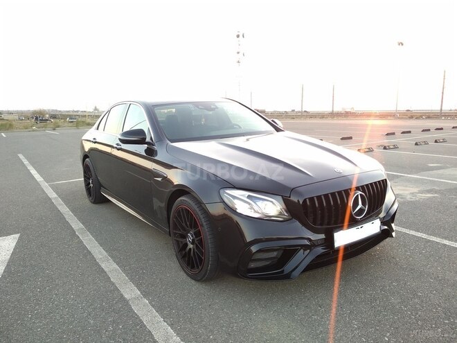 Mercedes E 220 d-8