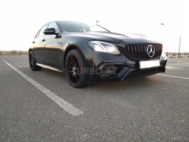 Mercedes E 220 d-9