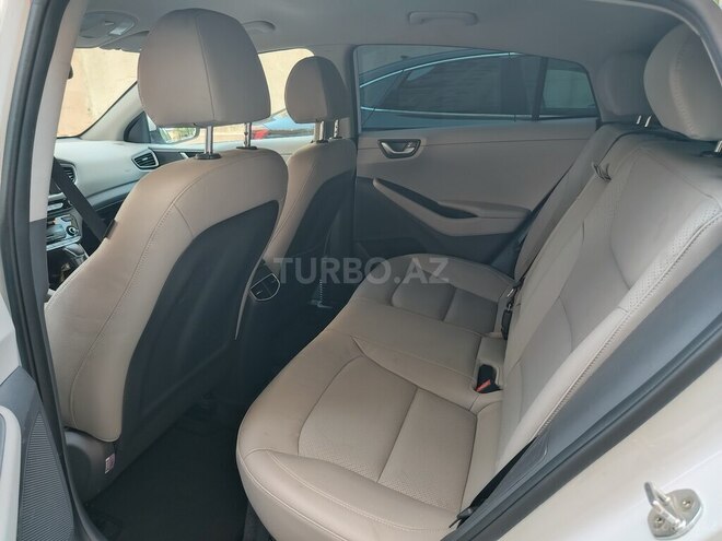 Hyundai IONIQ-5
