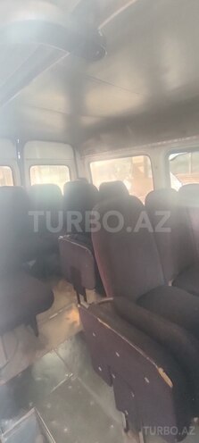 Ford Transit-4