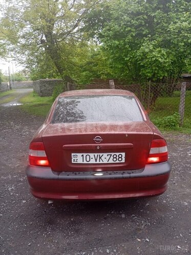 Opel Vectra-6