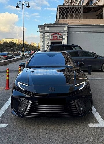 Toyota Camry-12