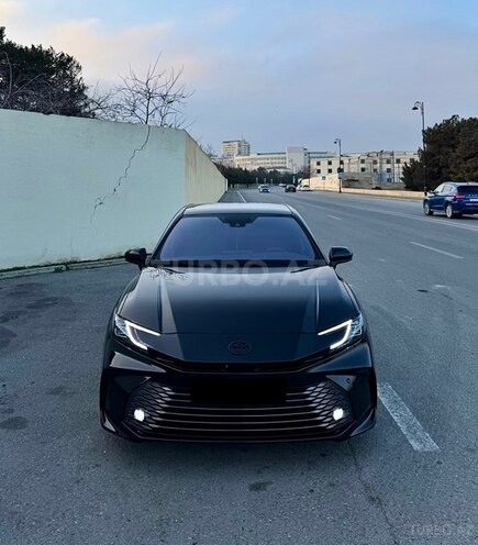 Toyota Camry-15