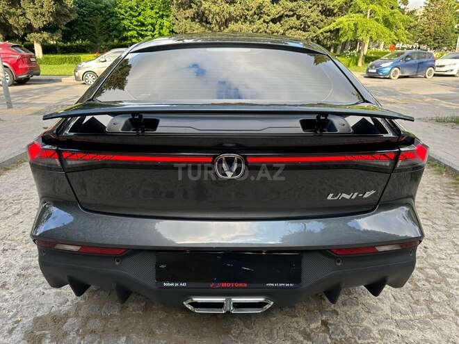 Changan Uni-V iDD-7