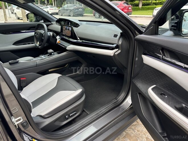 Changan Uni-V iDD-16