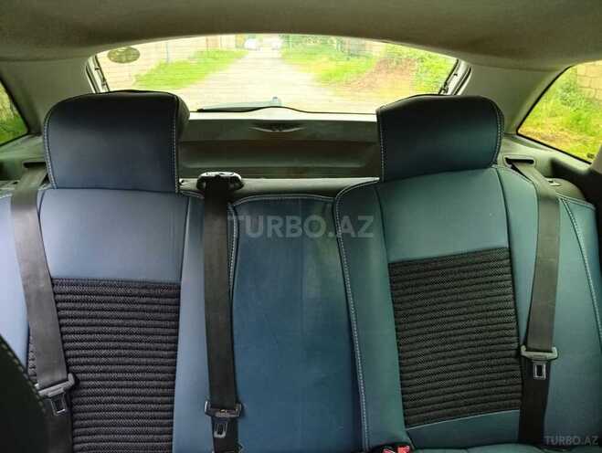 SEAT Ibiza-11