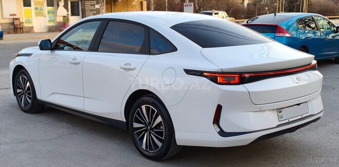 Changan Qiyuan A05-11