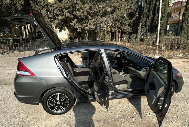 Honda Insight-4