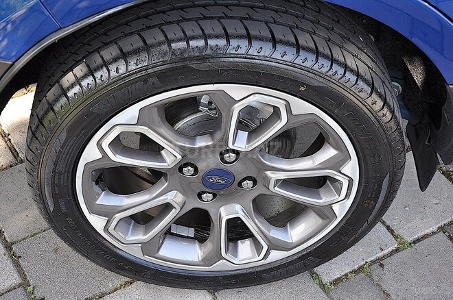 Ford Ecosport-21
