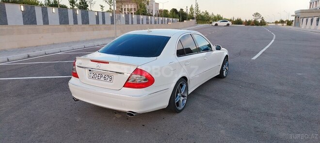 Mercedes E 350-7
