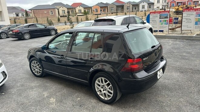 Volkswagen Golf-4