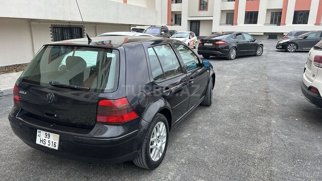 Volkswagen Golf-5