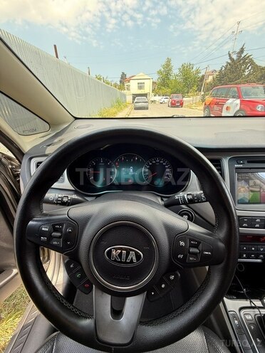 Kia Carens-11
