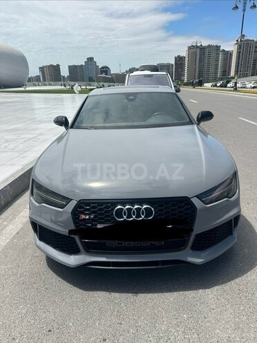 Audi RS7-1