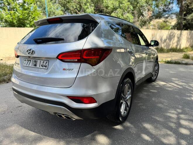 Hyundai Santa Fe-20