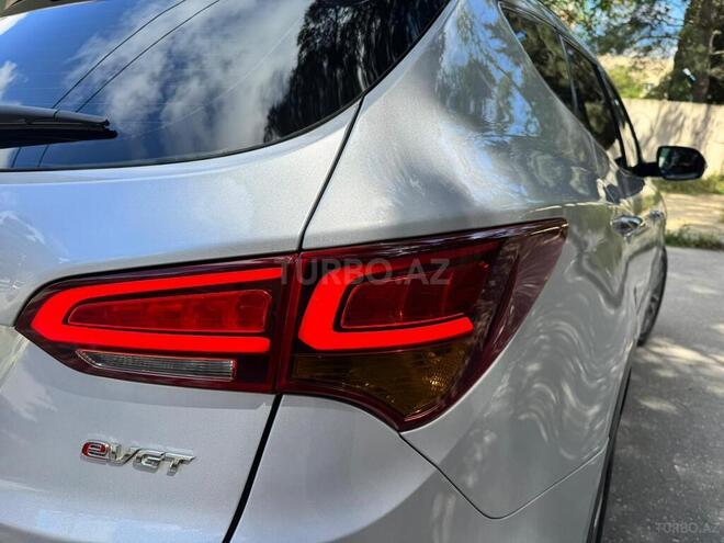 Hyundai Santa Fe-17