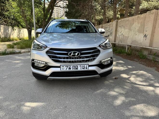 Hyundai Santa Fe-13