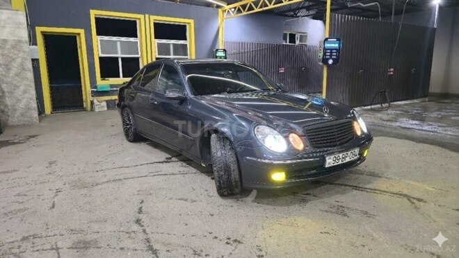 Mercedes E 220-3