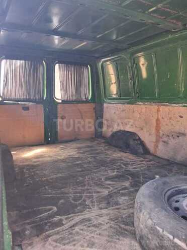 Ford Transit-6