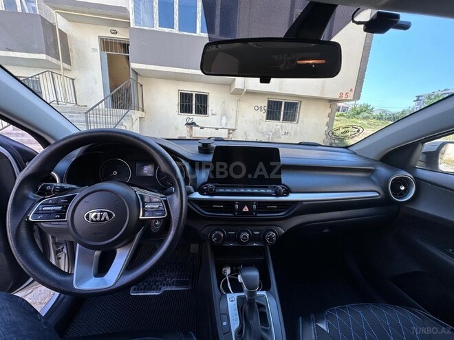 Kia Forte-10