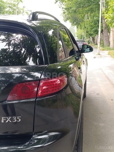 Infiniti FX35-9