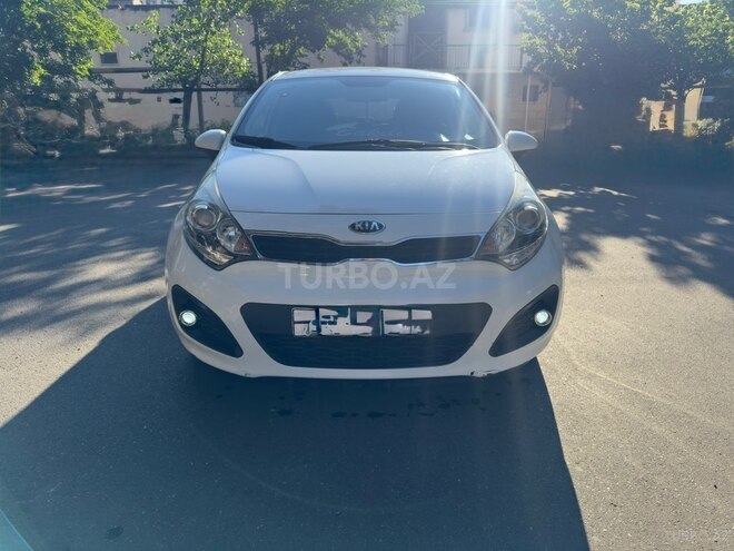 Kia Rio-1