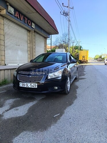 Chevrolet Cruze-1