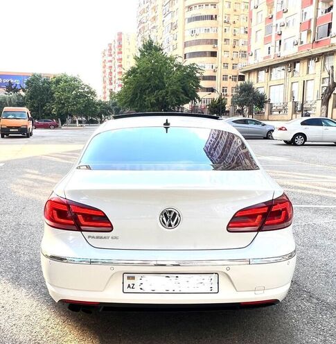 Volkswagen Passat CC-4
