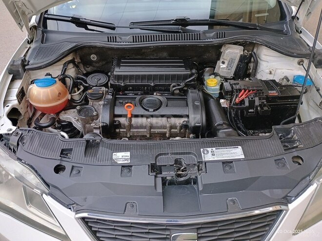 SEAT Ibiza-3
