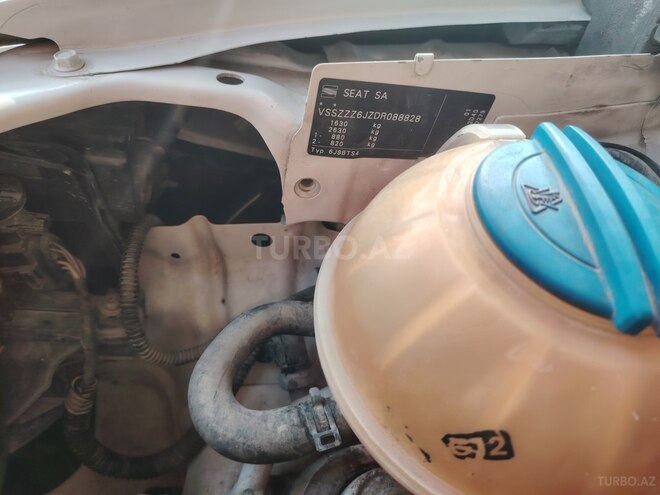 SEAT Ibiza-4