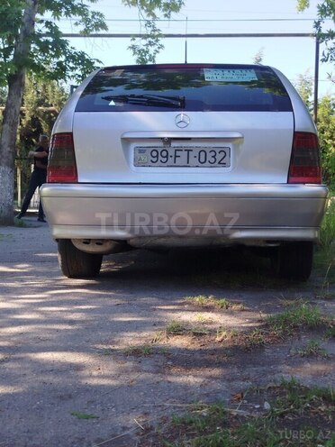 Mercedes C 200-3
