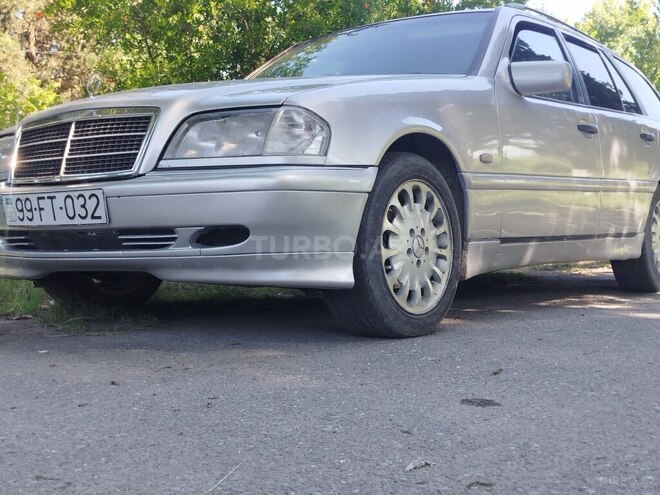 Mercedes C 200-4
