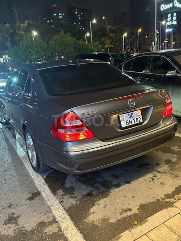 Mercedes E 350 4MATIC-8