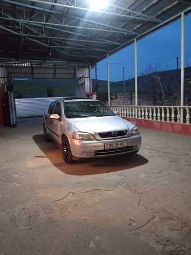 Opel Astra-1