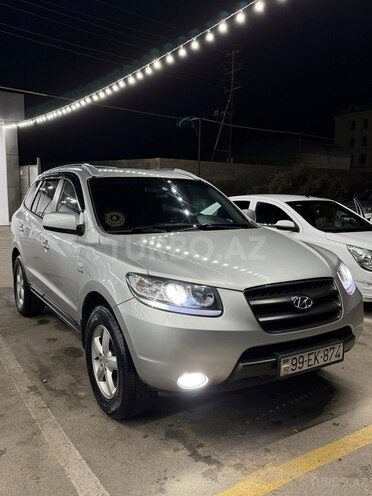Hyundai Santa Fe-4