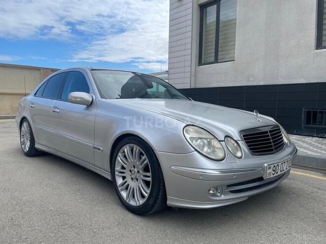 Mercedes E 240-5