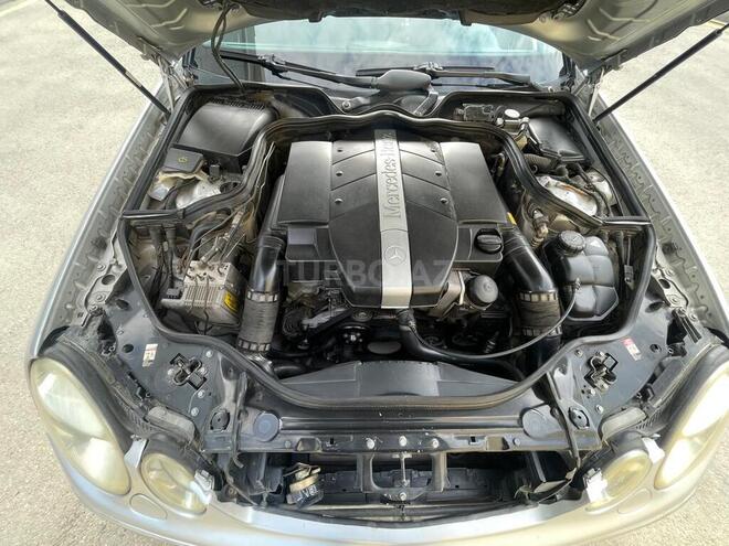 Mercedes E 240-18