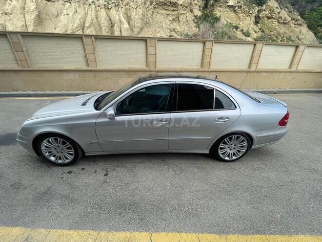 Mercedes E 240-3