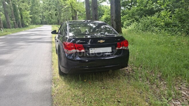 Chevrolet Cruze-2